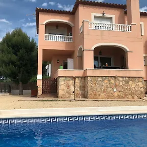https://casa-brisa-les-tres-cales.catalonia-hotels.com